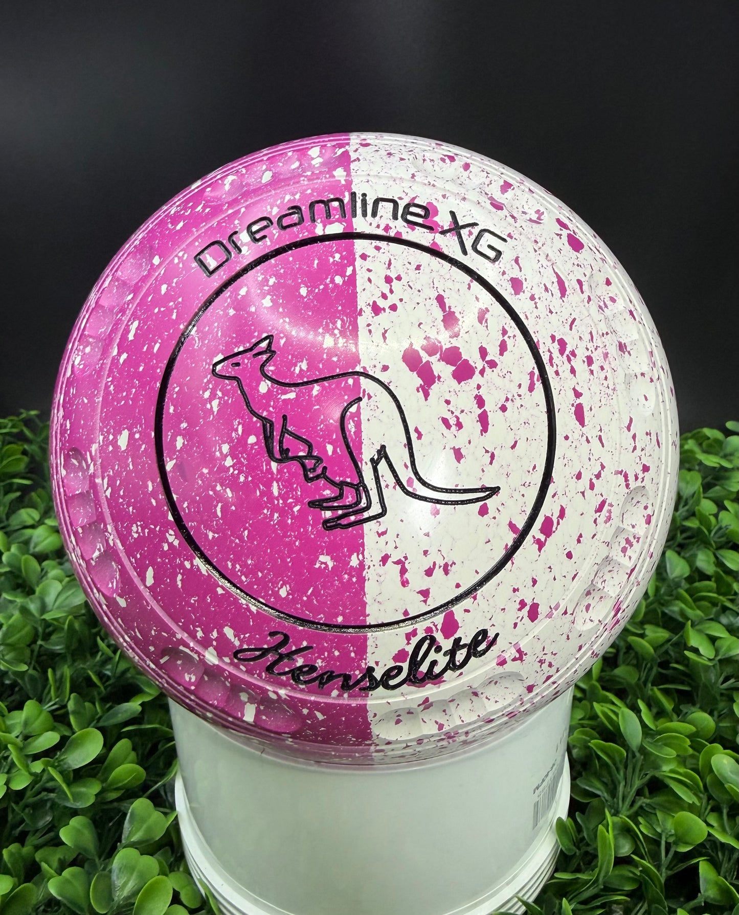 Dreamline Lotus Duo size 4 X Gripped Kangaroo Logo