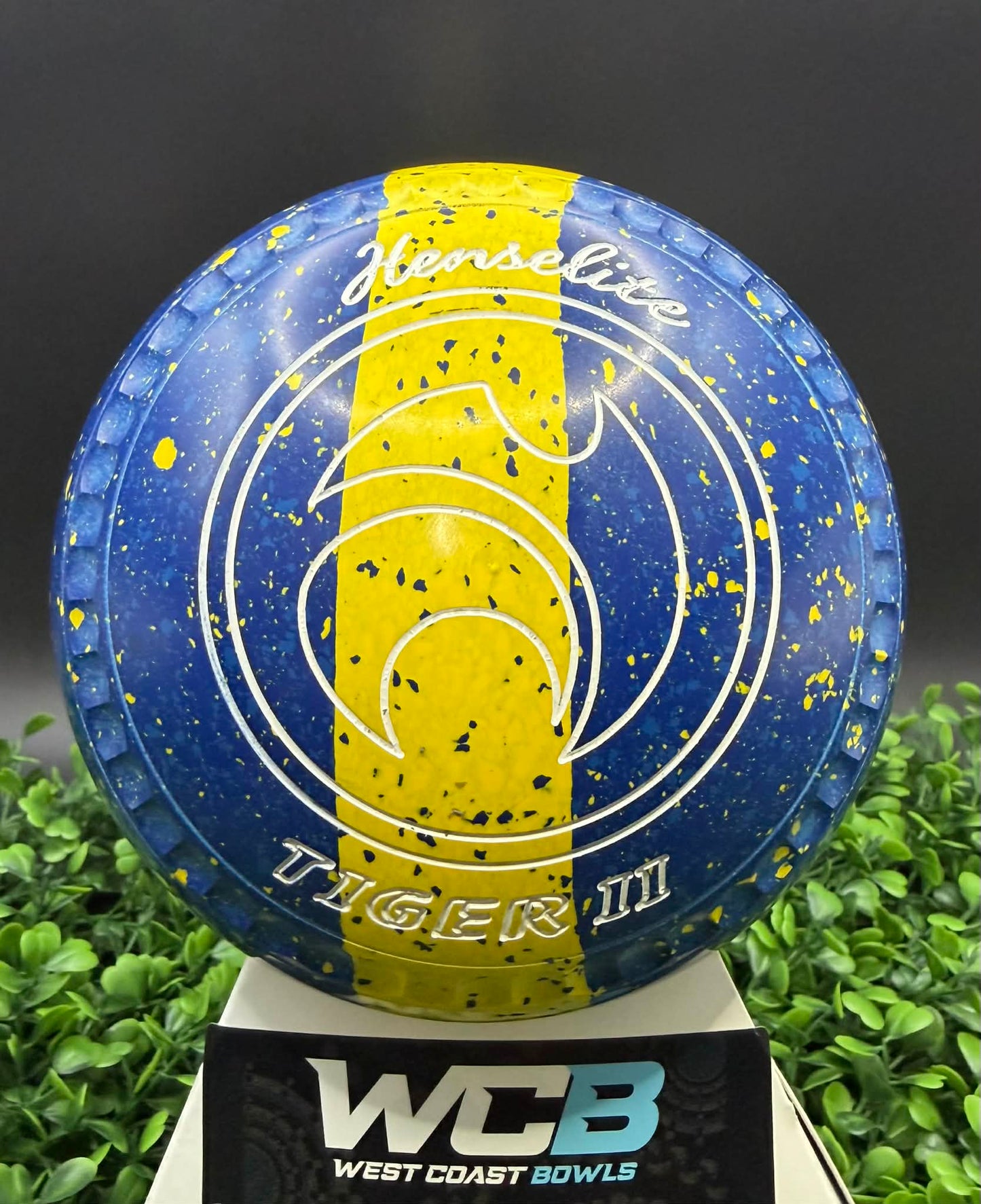 Tiger II size 4 Strike Triology C-series grip