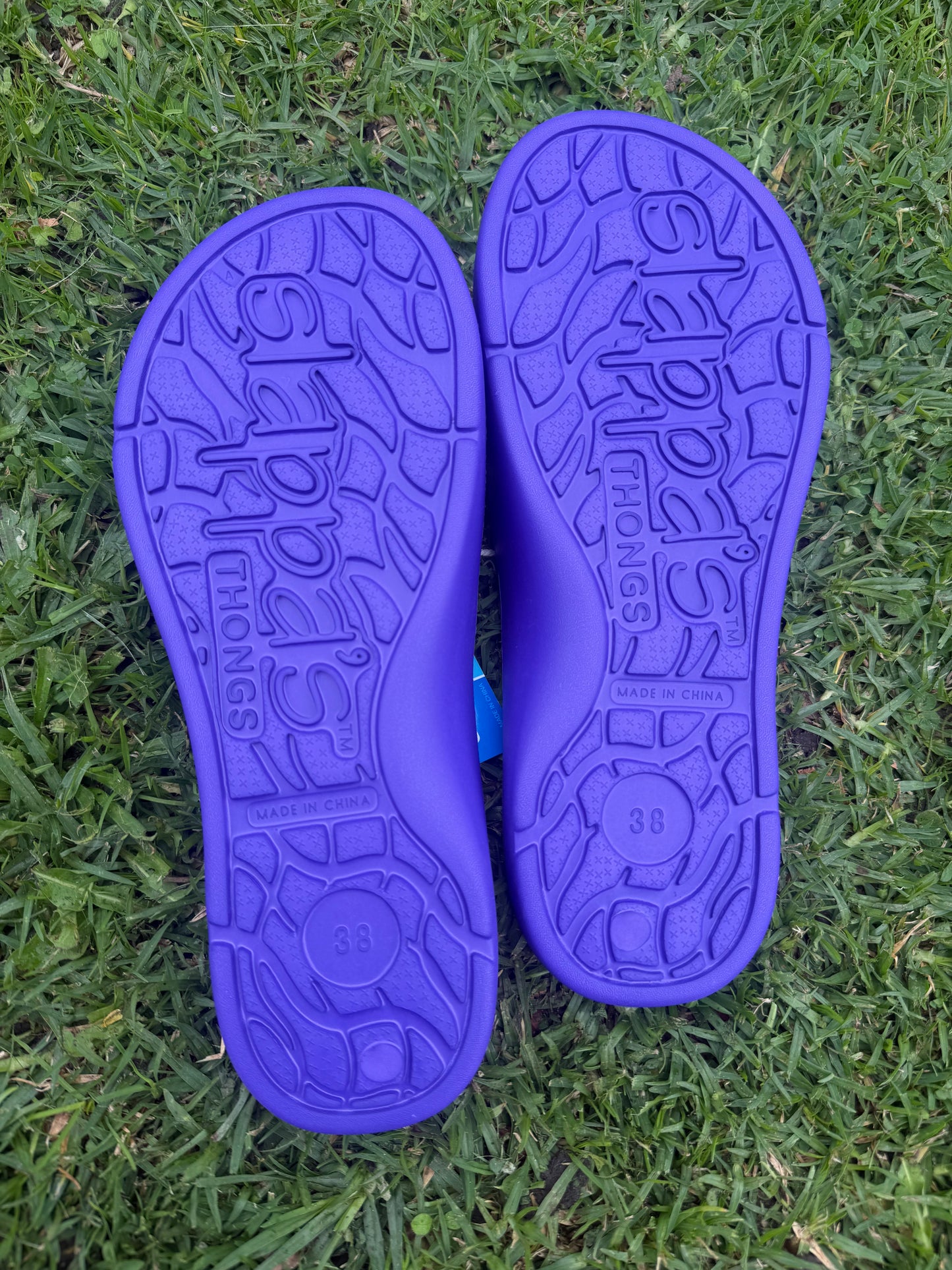 Slappa’s Thongs - Purple size 36