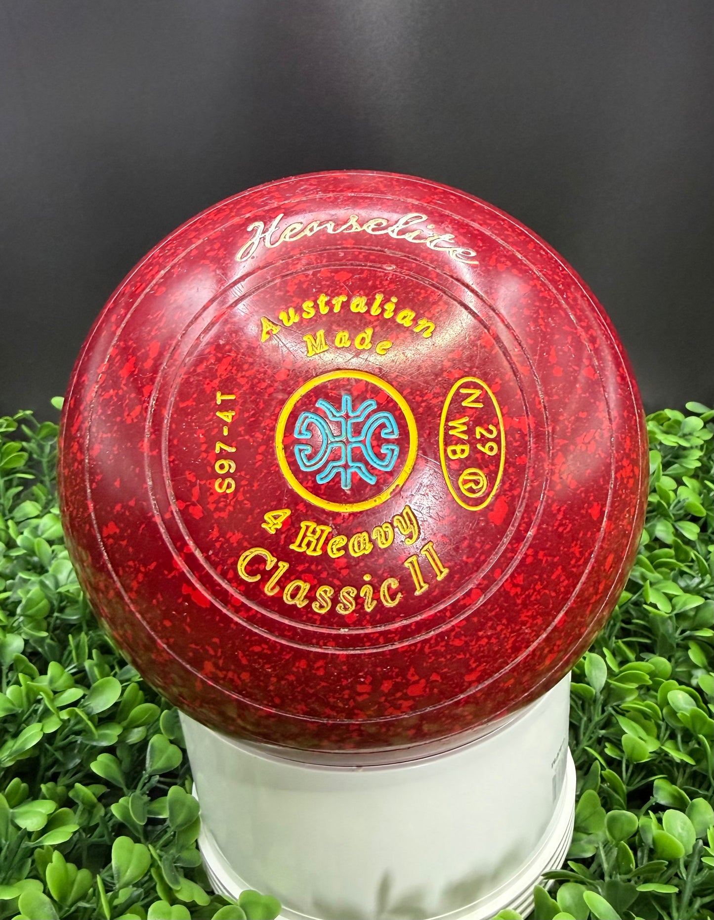 Henselite Classic II size 4 Non Grip Maroon