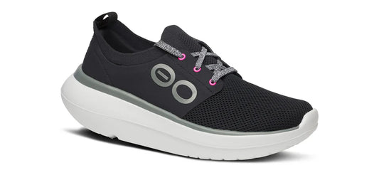 Women’s OOMY Stride - BLACK/ WHITE