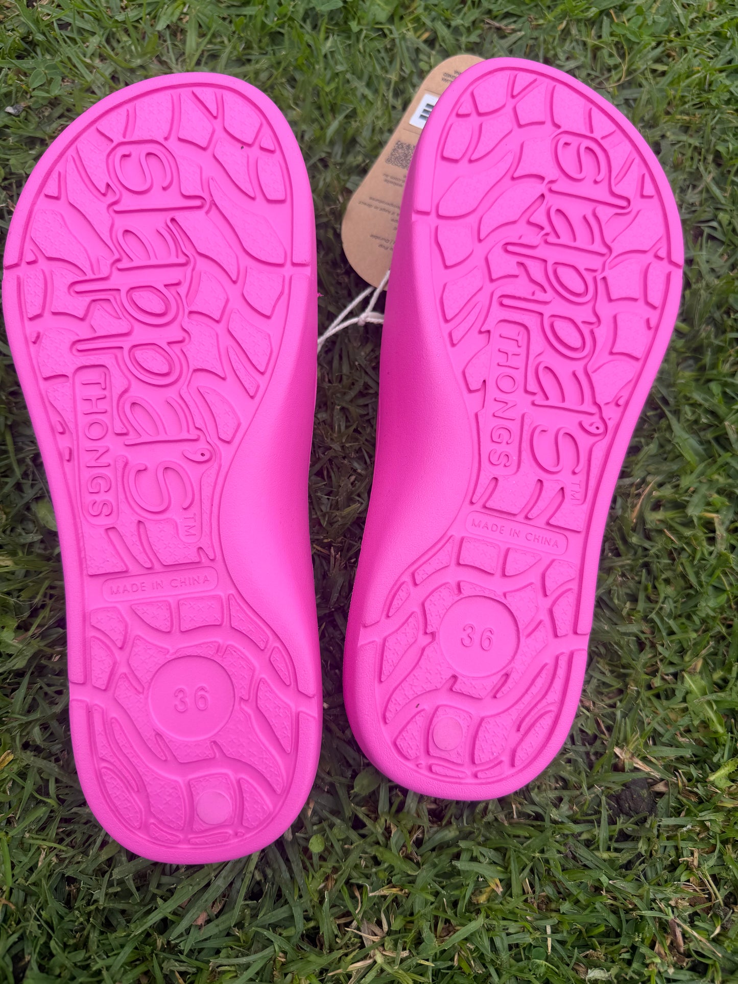 Slappa’s Thongs - Pink size 36