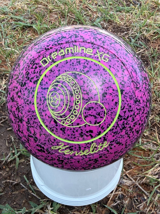 Dreamline XG size 4 Non Gripped