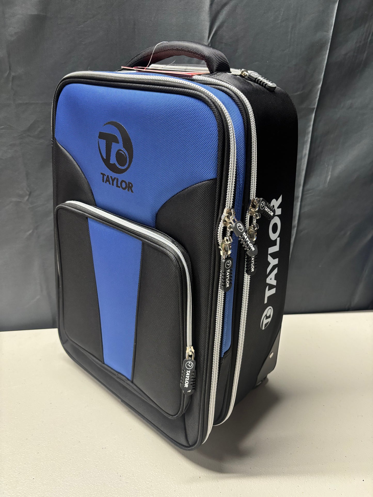 Taylor Bowls Tourer Sports Trolley Bag